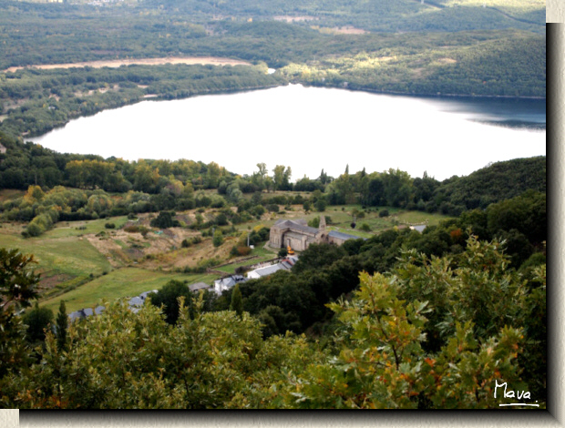 Vista del Lago de Sanabria y S. Martn de Castaeda.