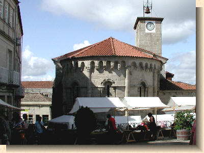 Market square and church in Allariz.